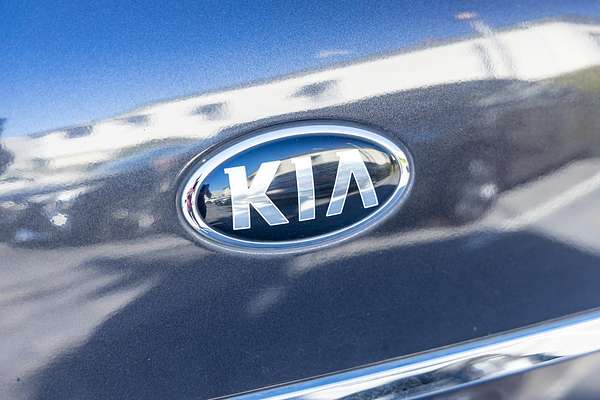 2018 Kia Carnival Si YP