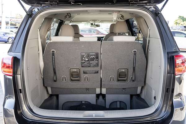 2018 Kia Carnival Si YP