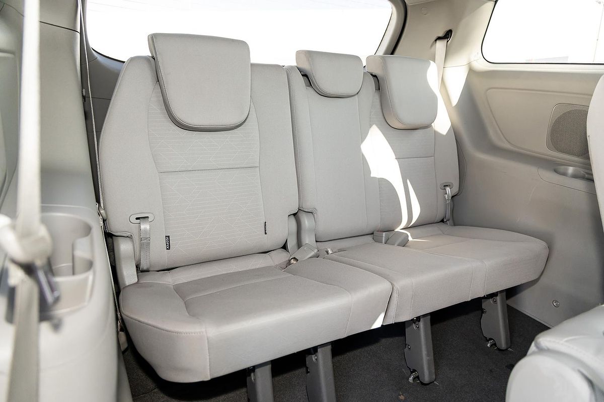 2018 Kia Carnival Si YP