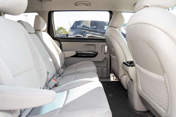 2018 Kia Carnival Si YP