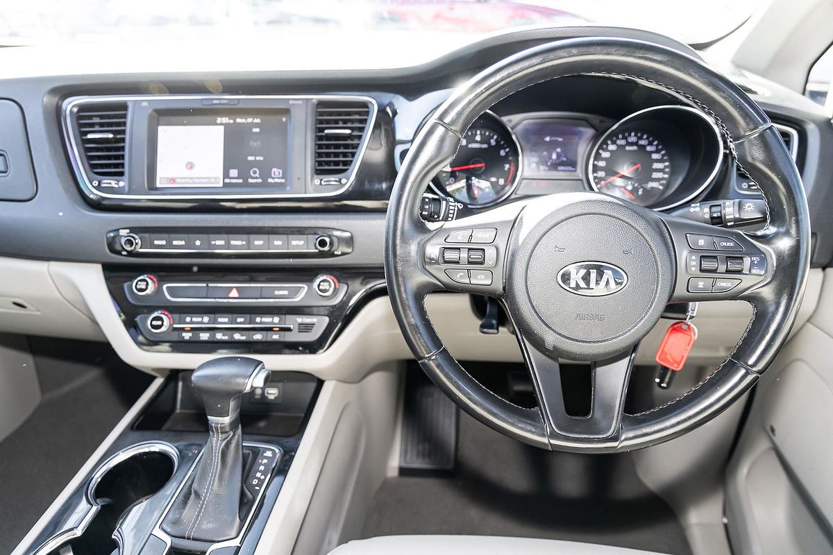 2018 Kia Carnival Si YP