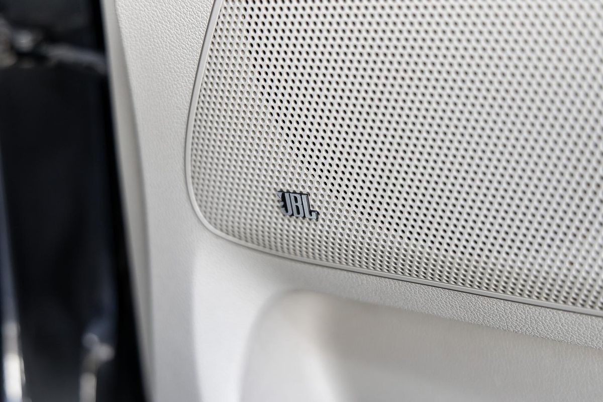 2018 Kia Carnival Si YP