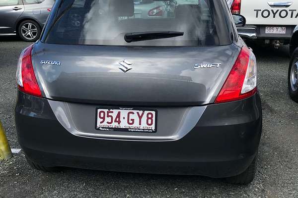 2011 Suzuki Swift GLX FZ