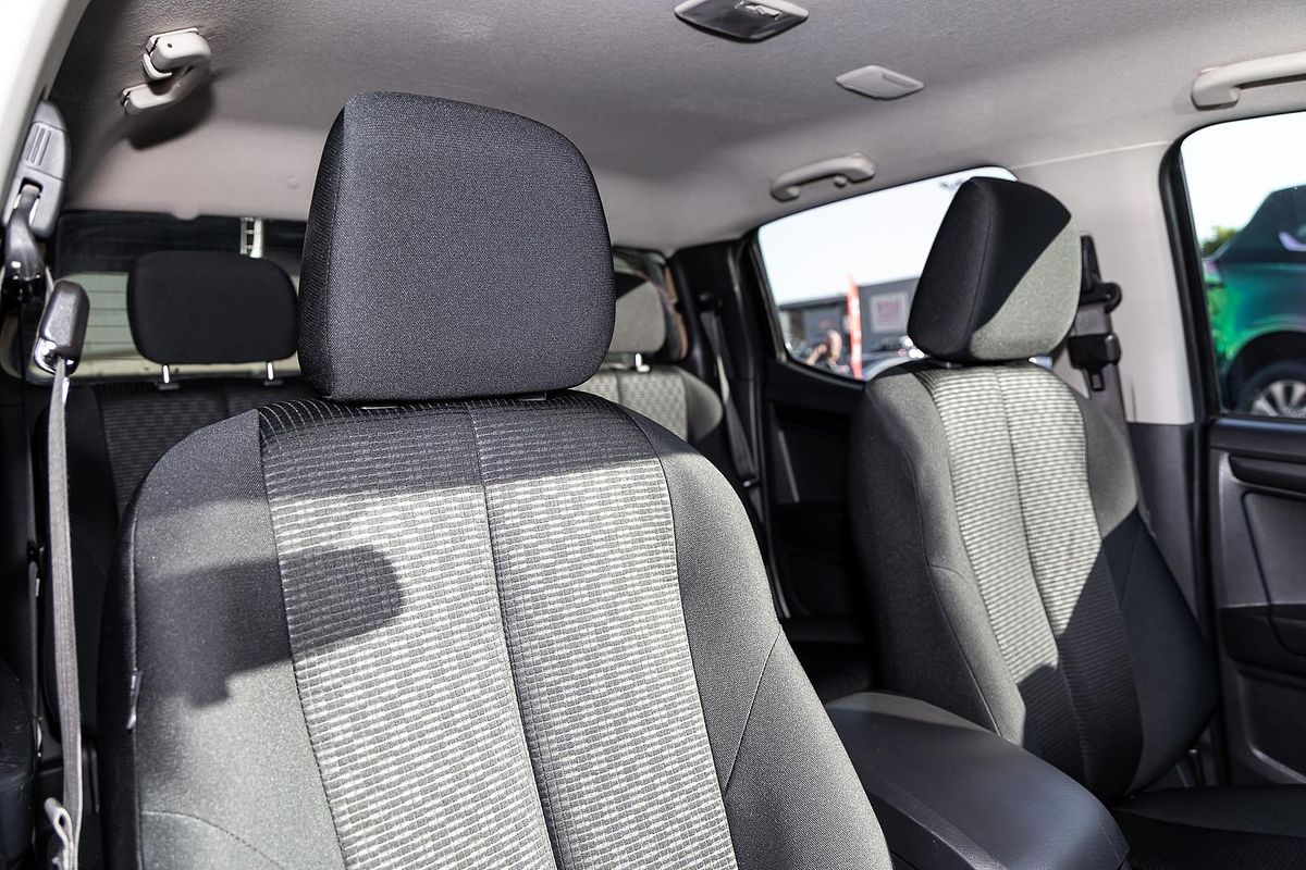 2019 Isuzu D-MAX SX 4X4