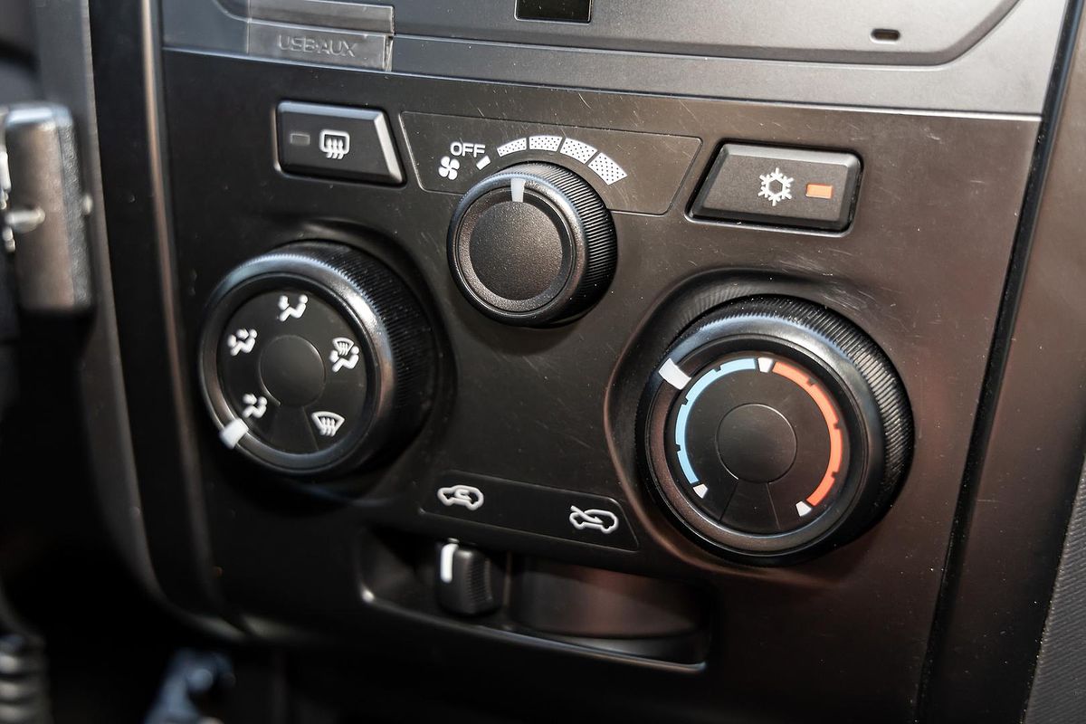2019 Isuzu D-MAX SX 4X4