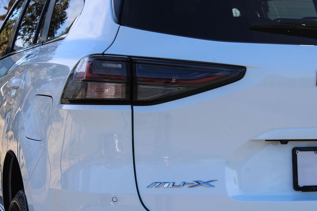 2023 Isuzu MU-X LS-U