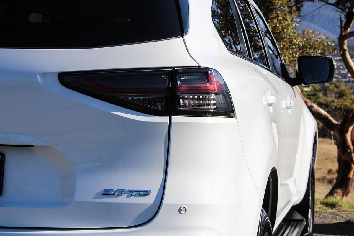2023 Isuzu MU-X LS-U