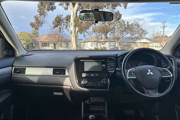 2013 Mitsubishi Outlander ES ZJ