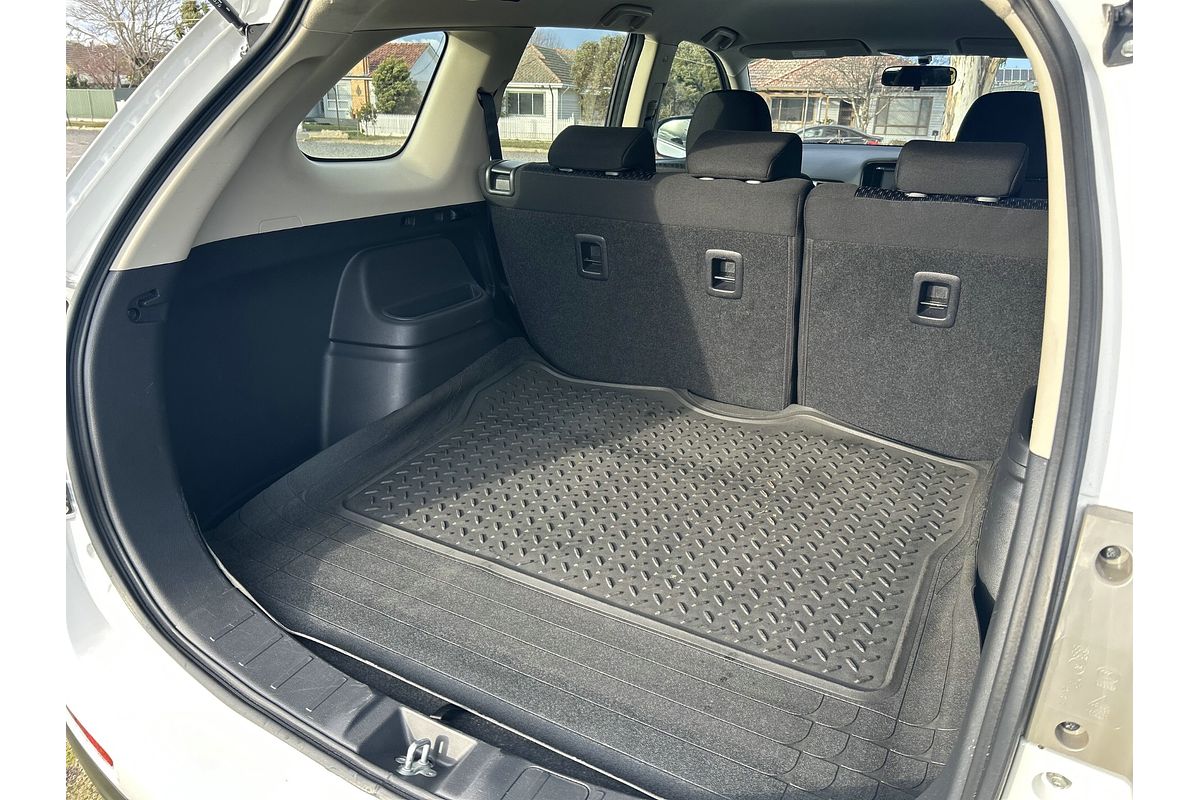 2013 Mitsubishi Outlander ES ZJ