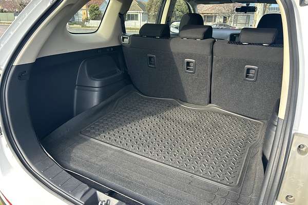 2013 Mitsubishi Outlander ES ZJ