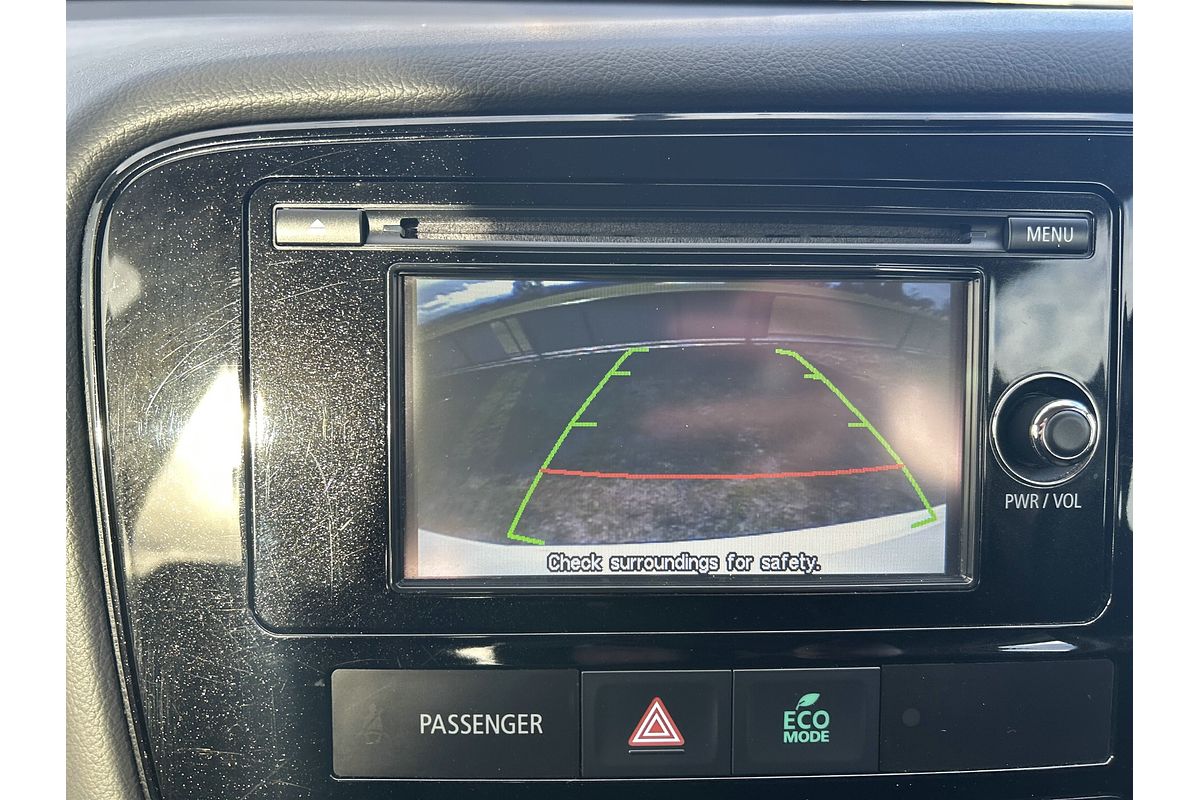 2013 Mitsubishi Outlander ES ZJ