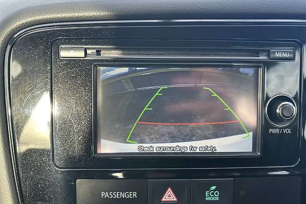 2013 Mitsubishi Outlander ES ZJ