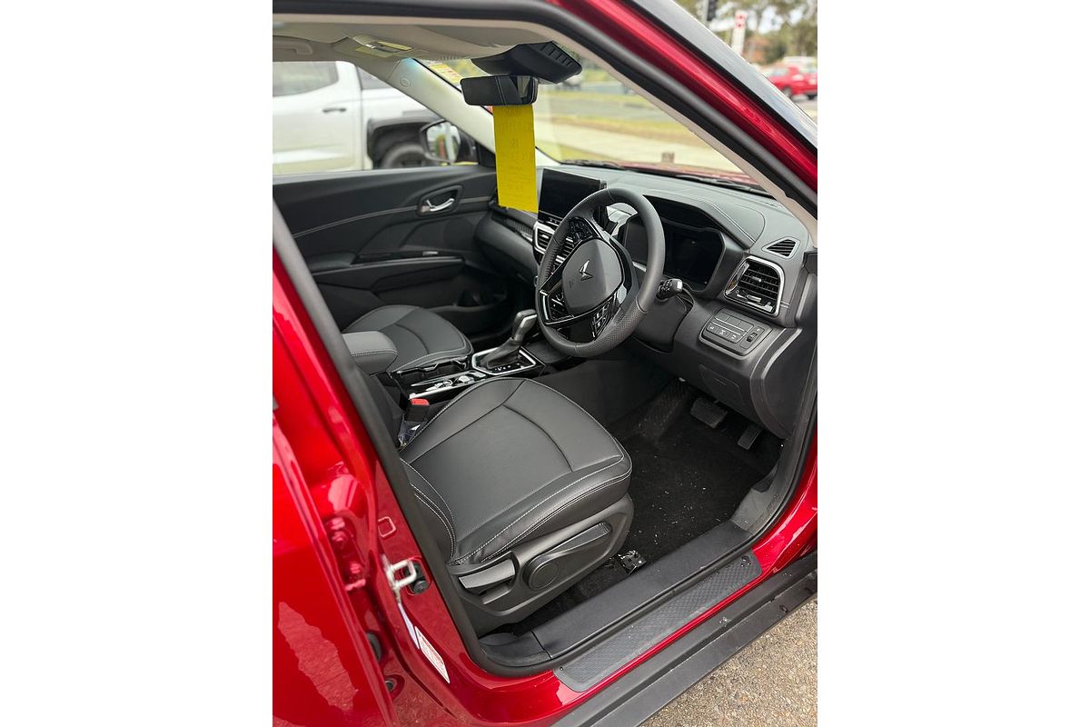 2025 Mahindra XUV3XO AX7L