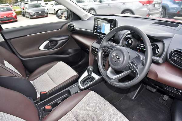 2022 Toyota Yaris Cross Urban MXPB10R