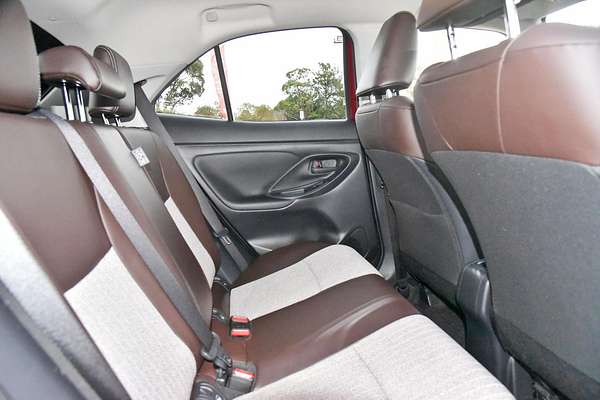 2022 Toyota Yaris Cross Urban MXPB10R