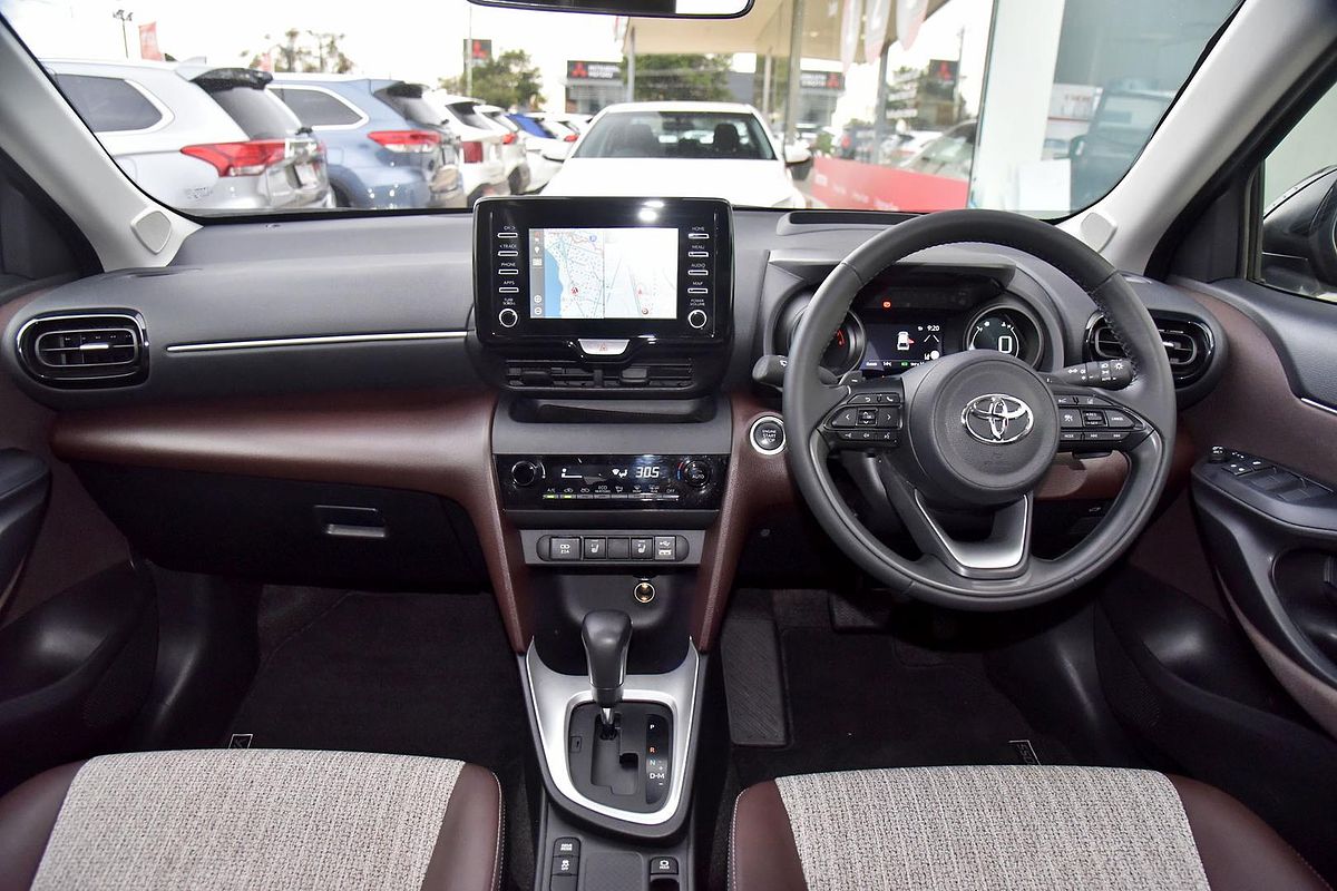 2022 Toyota Yaris Cross Urban MXPB10R