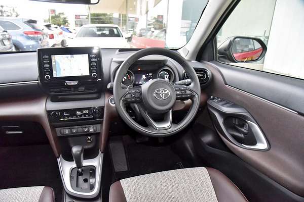 2022 Toyota Yaris Cross Urban MXPB10R