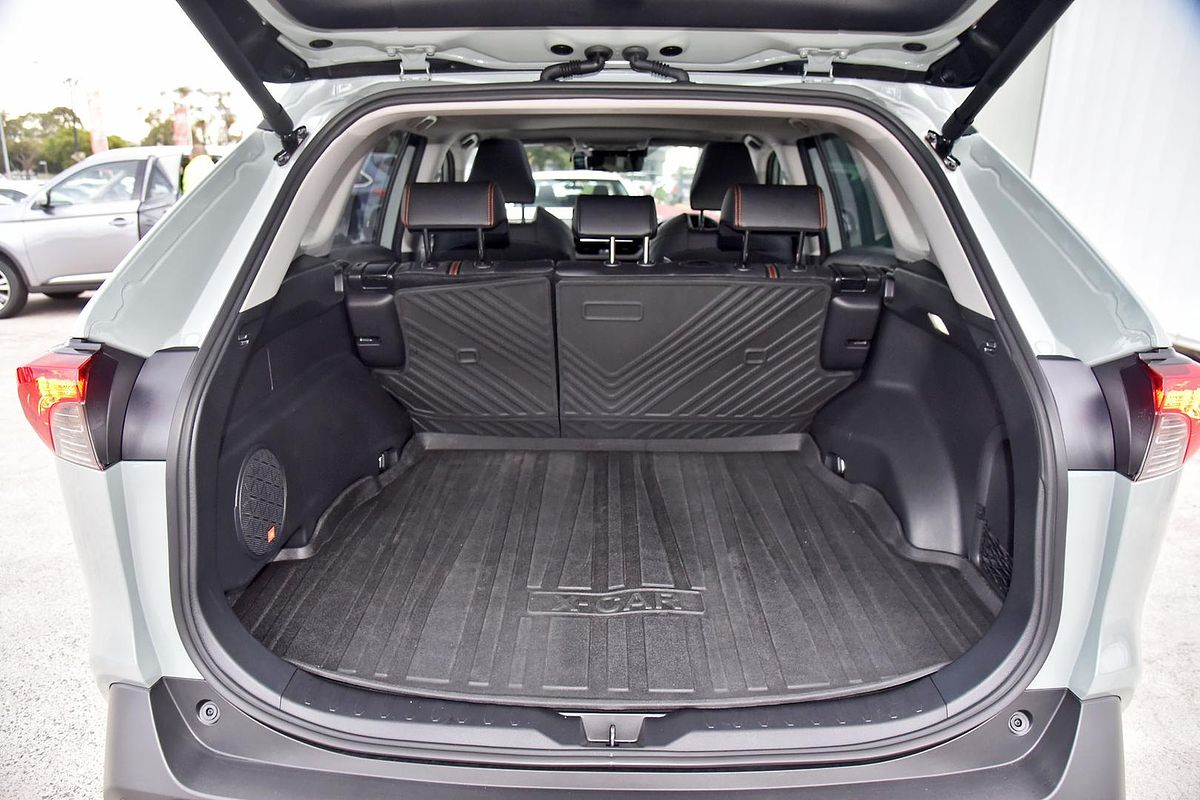 2024 Toyota RAV4 Edge AXAH54R