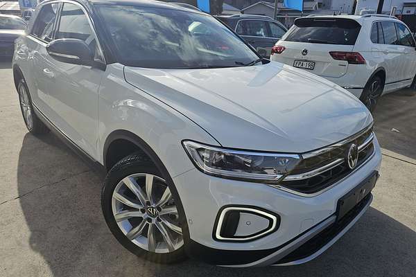 2025 Volkswagen T-Roc 110TSI Style D11