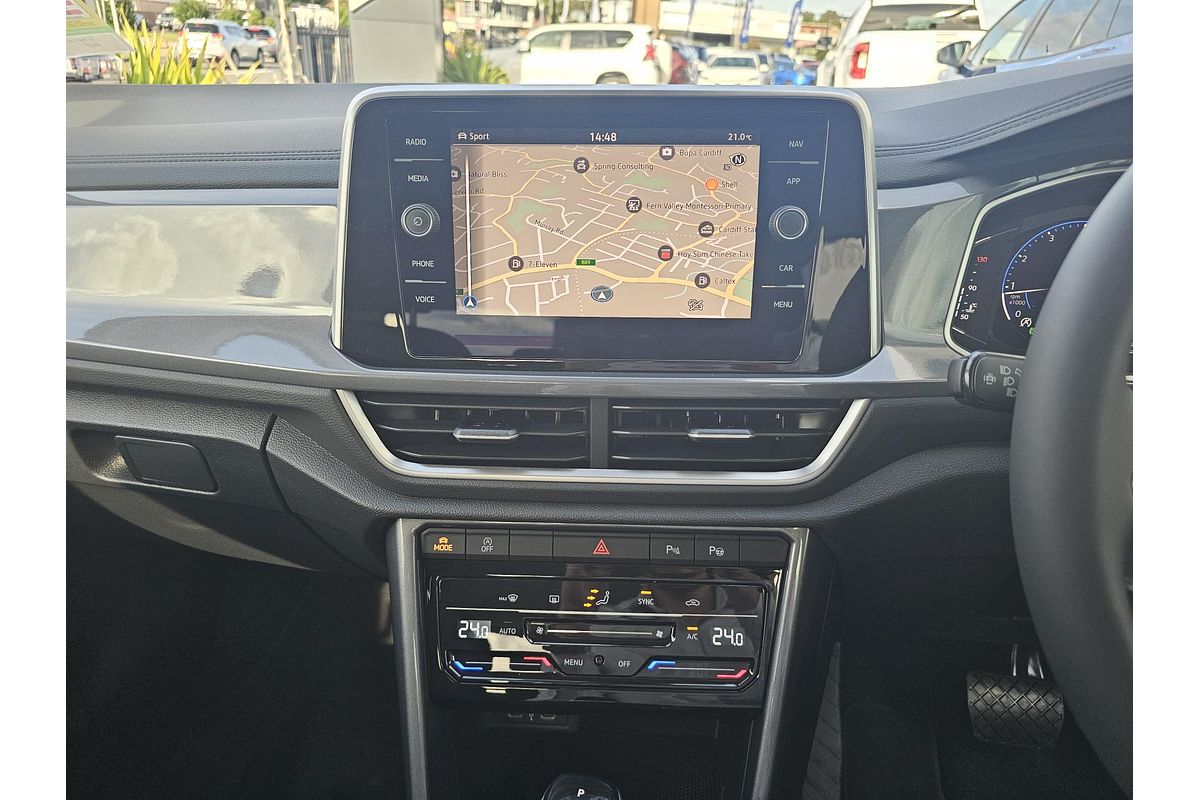 2025 Volkswagen T-Roc 110TSI Style D11
