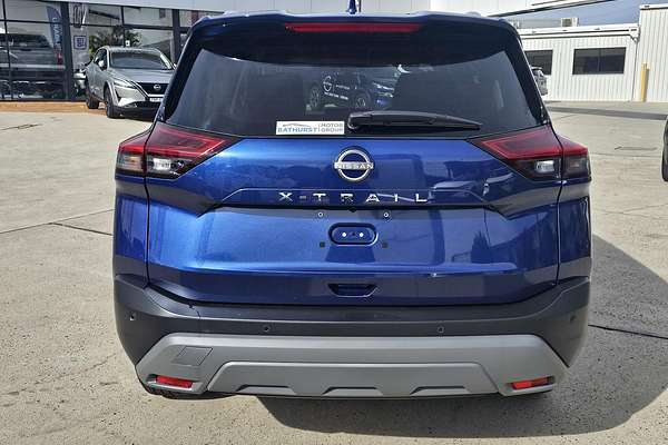 2025 Nissan X-TRAIL ST-L T33