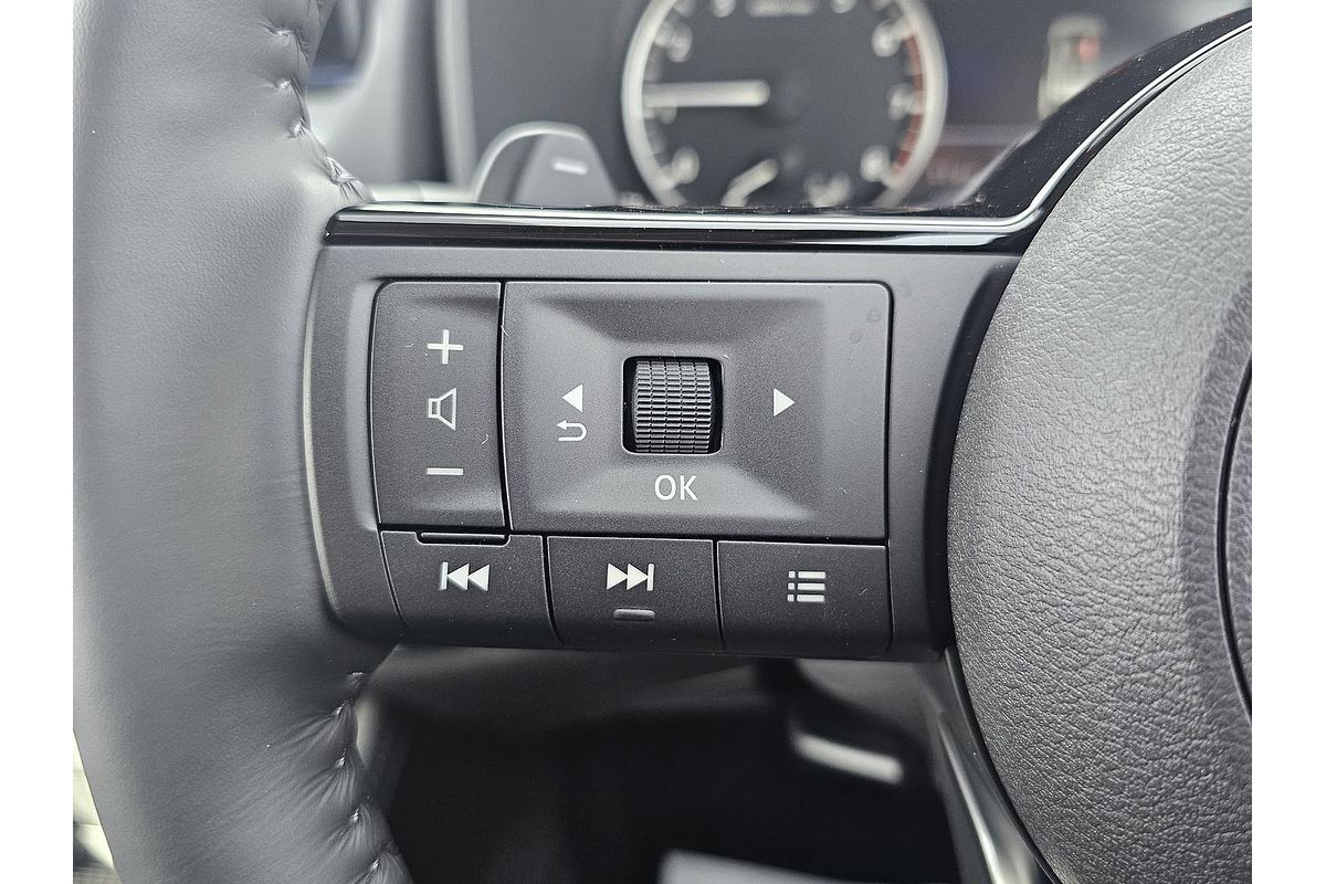 2025 Nissan X-TRAIL ST-L T33