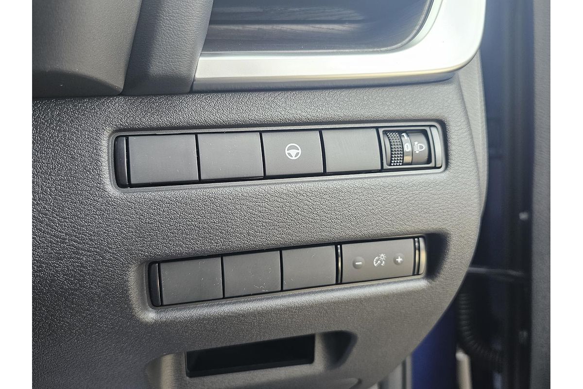 2025 Nissan X-TRAIL ST-L T33