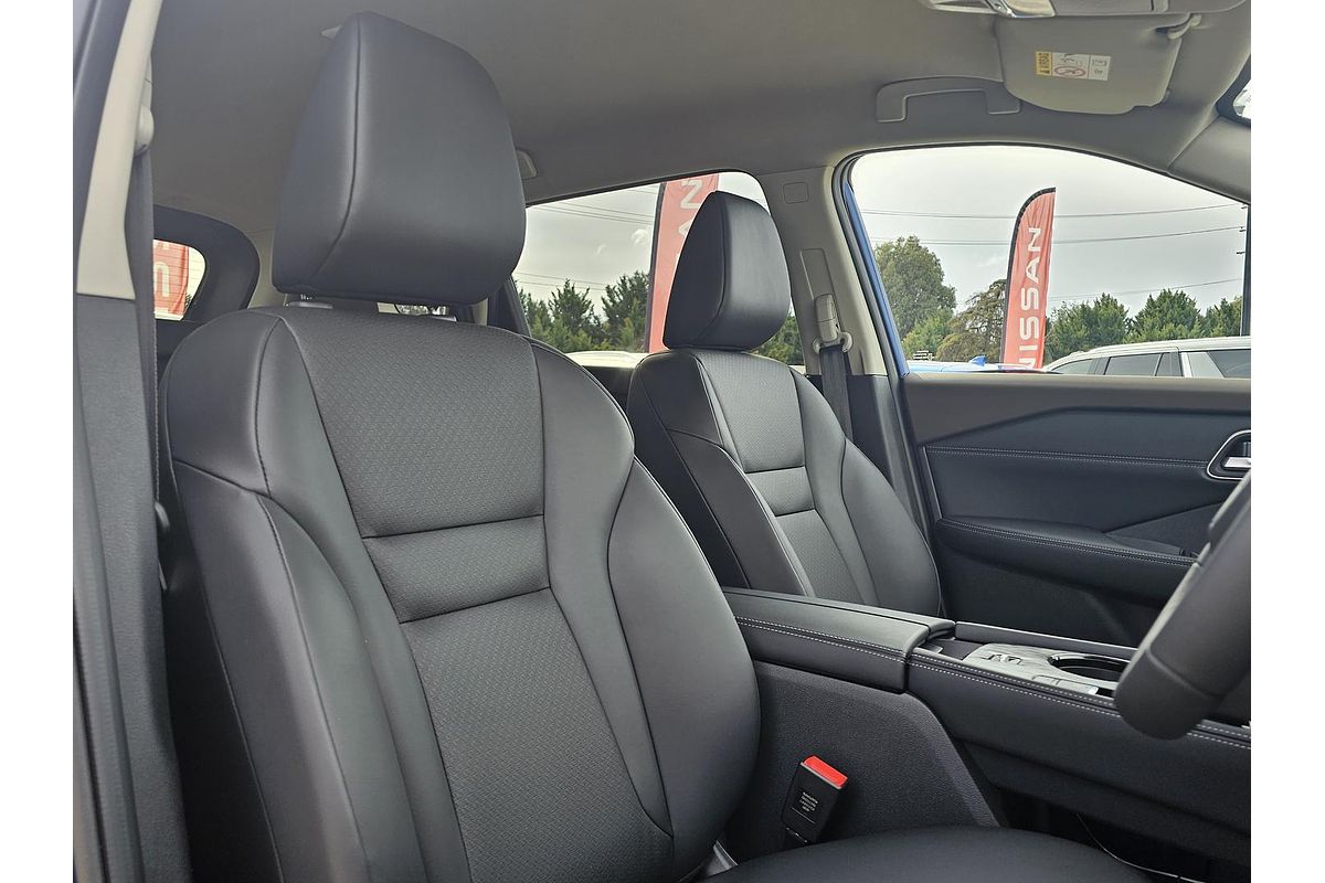 2025 Nissan X-TRAIL ST-L T33