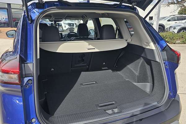 2025 Nissan X-TRAIL ST-L T33