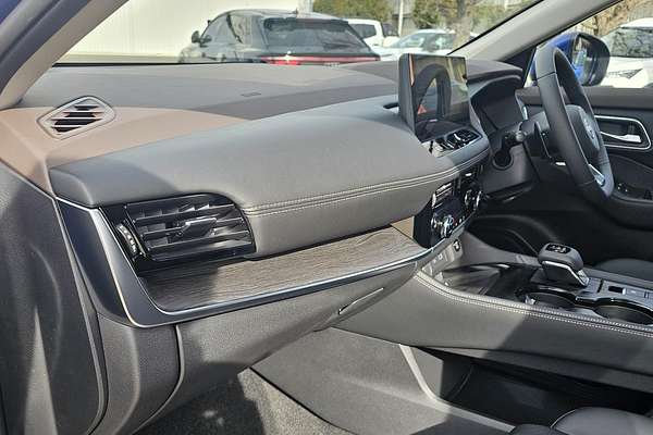 2025 Nissan X-TRAIL ST-L T33