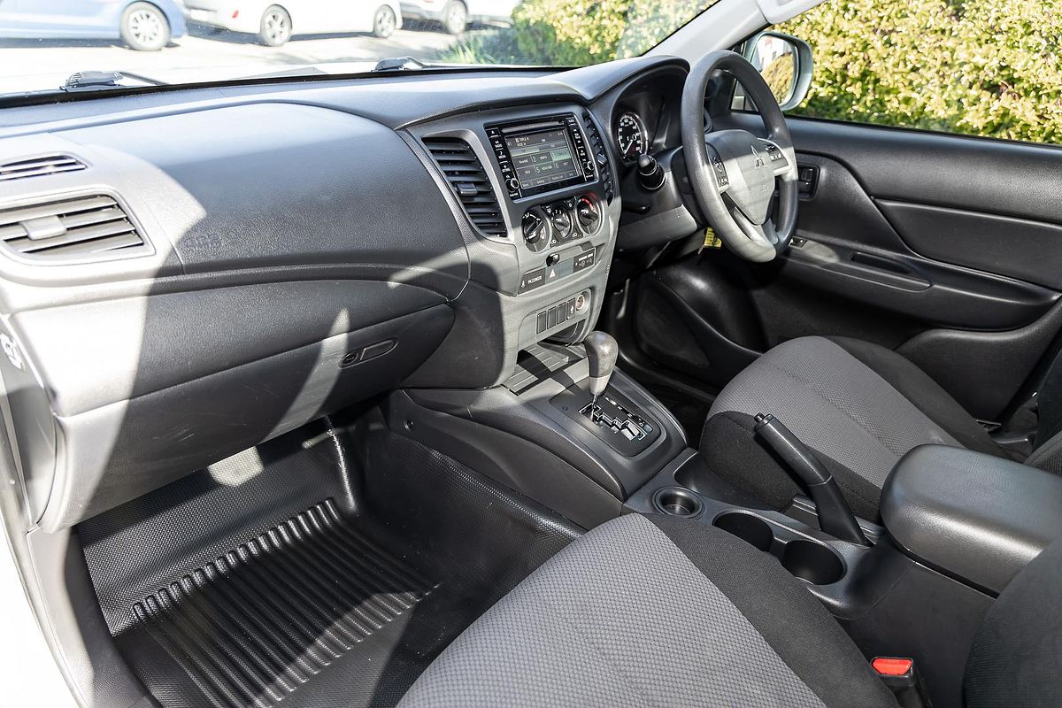 2022 Mitsubishi Triton GLX MR Rear Wheel Drive