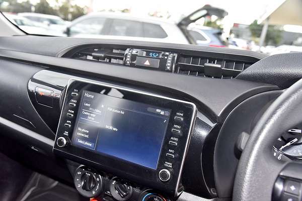 2022 Toyota Hilux SR GUN126R 4X4