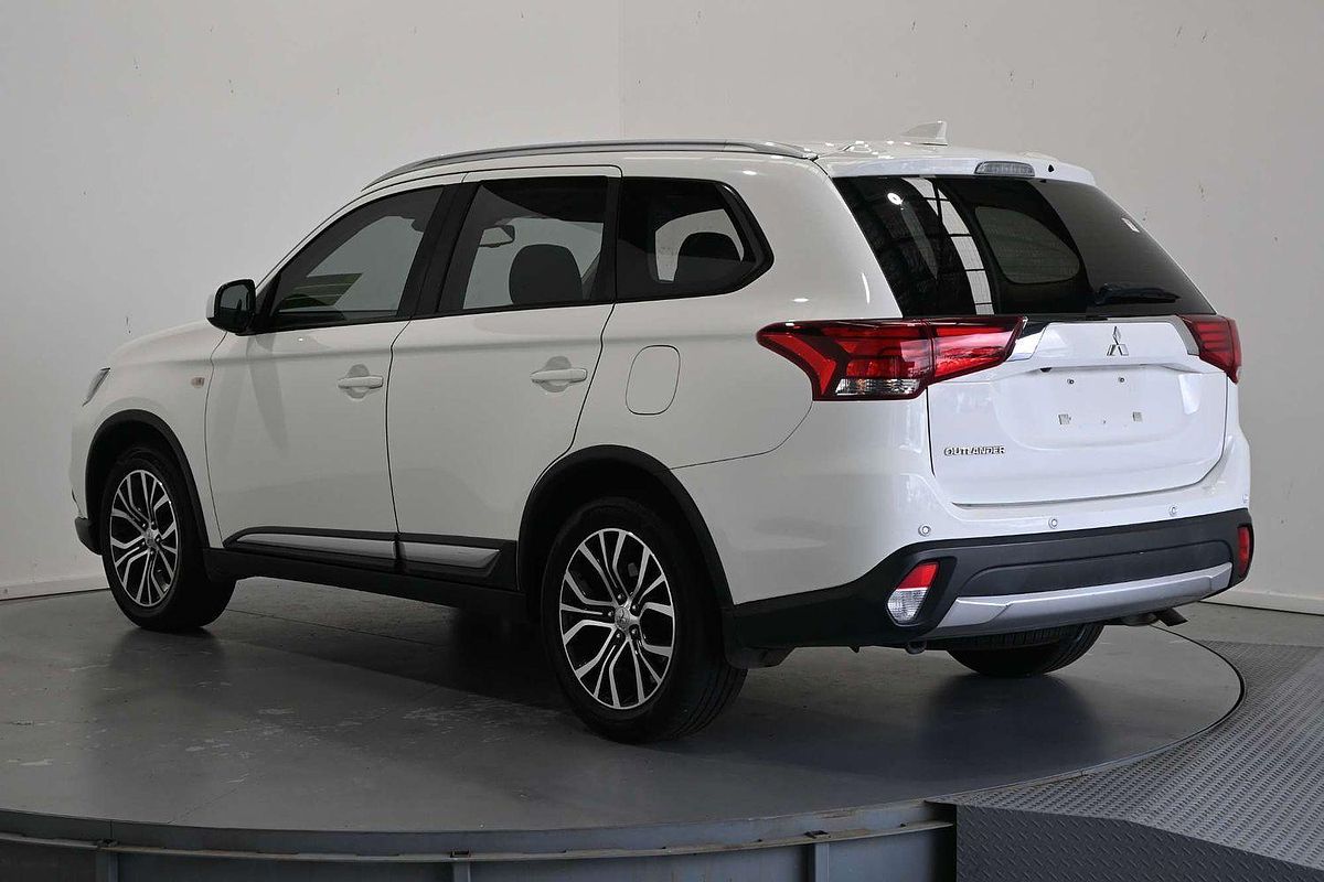2018 Mitsubishi Outlander ES ADAS ZL