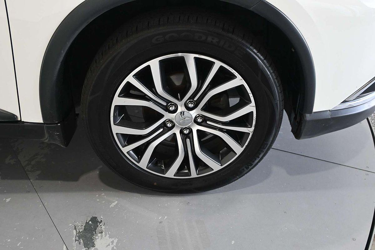 2018 Mitsubishi Outlander ES ADAS ZL