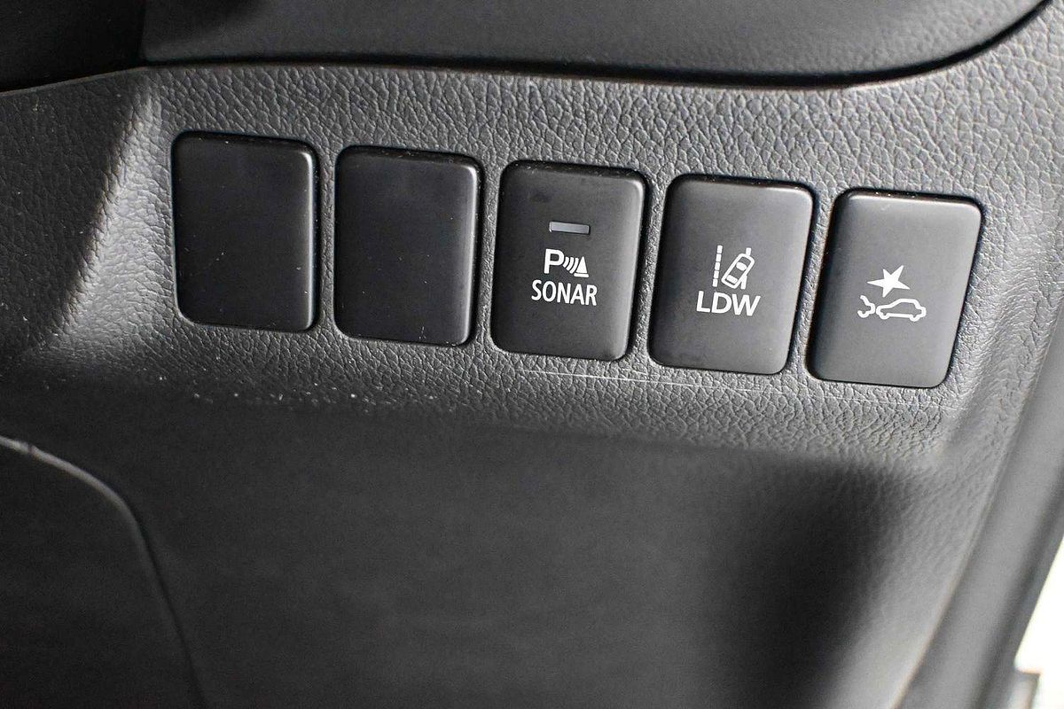 2018 Mitsubishi Outlander ES ADAS ZL