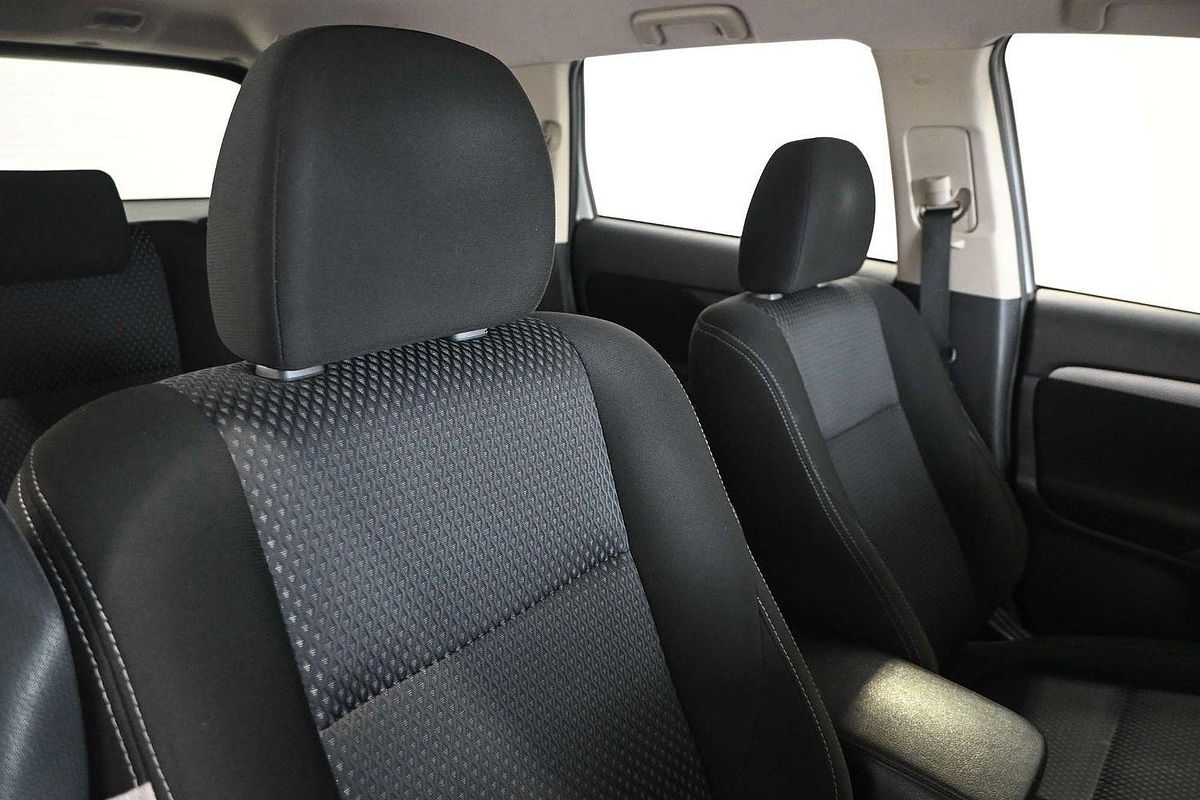 2018 Mitsubishi Outlander ES ADAS ZL
