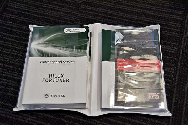 2022 Toyota Hilux SR GUN126R 4X4