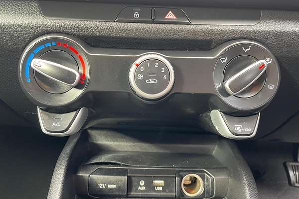2017 Kia Rio S YB