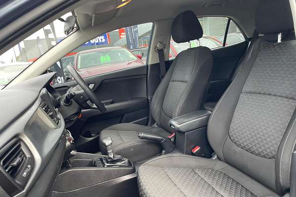 2017 Kia Rio S YB