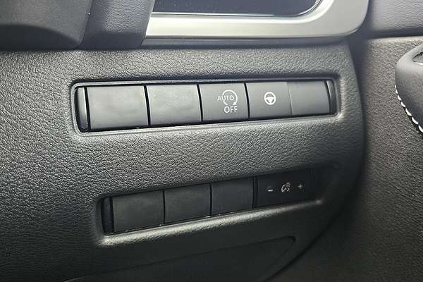2024 Nissan QASHQAI ST-L J12