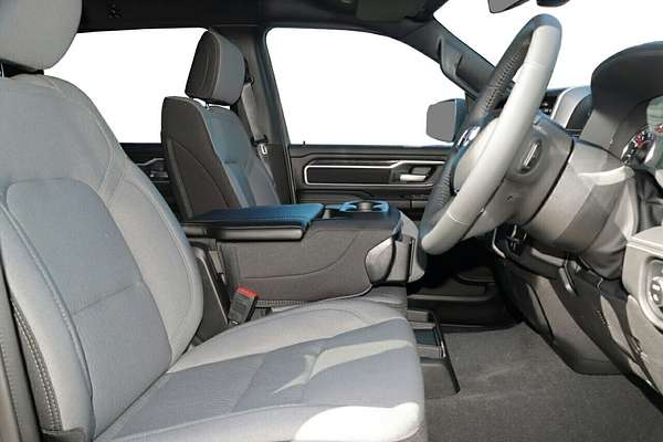 2023 RAM 1500 Big Horn DT 4X4 LWB