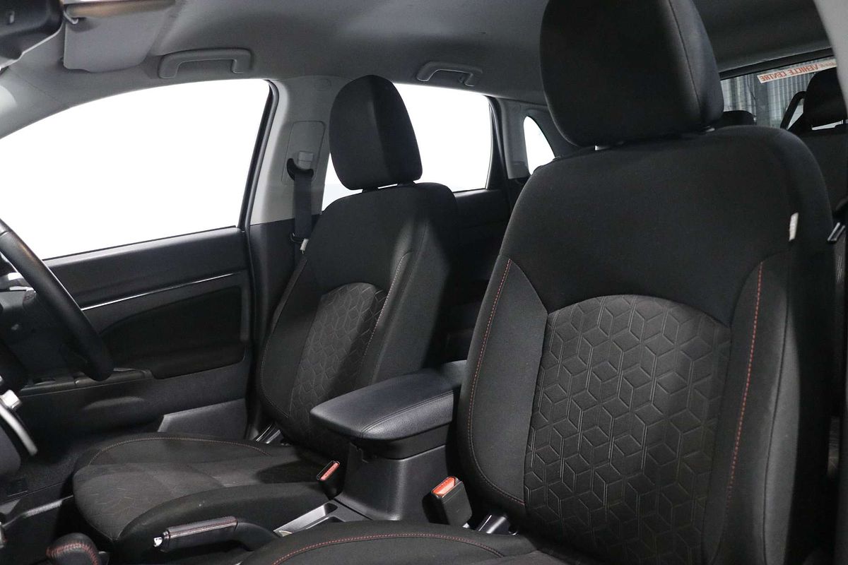 2023 Mitsubishi ASX MR XD