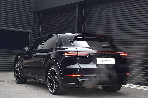 2021 Porsche Cayenne GTS 9YA