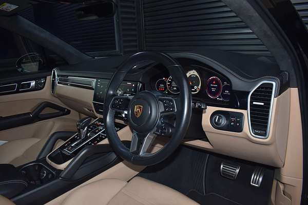 2021 Porsche Cayenne GTS 9YA