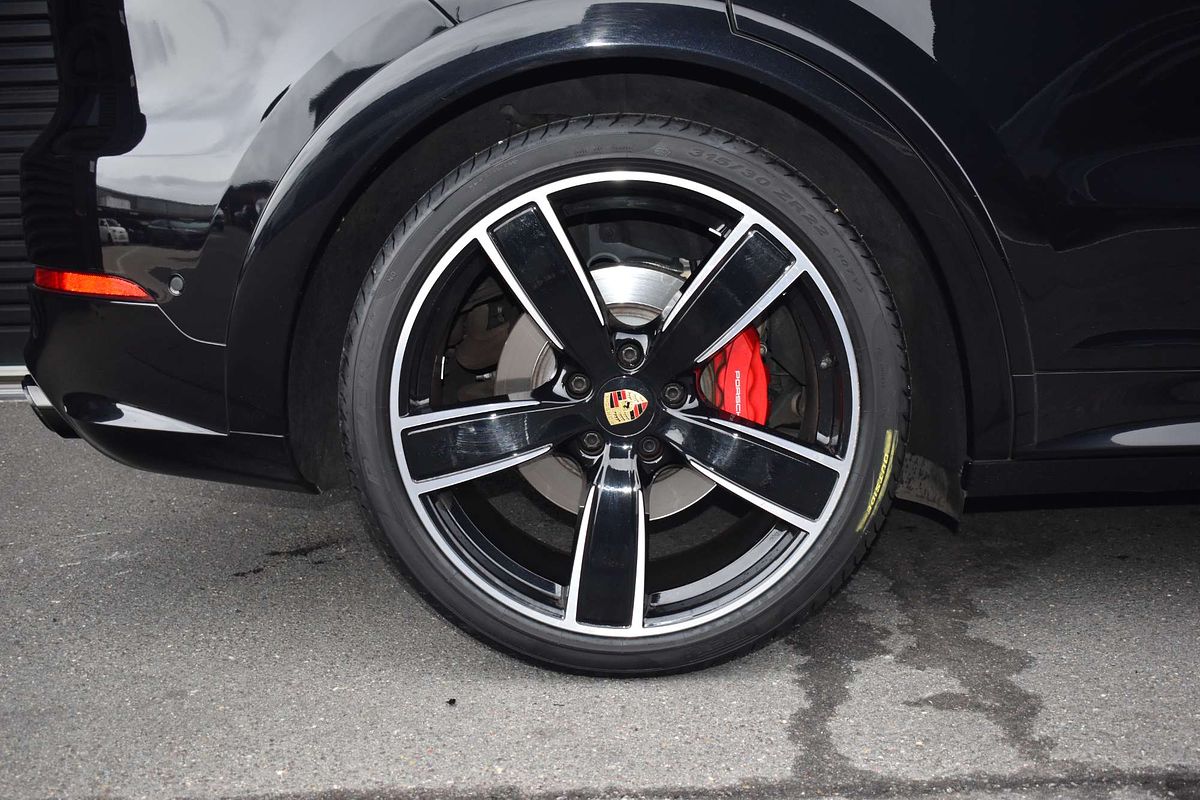 2021 Porsche Cayenne GTS 9YA