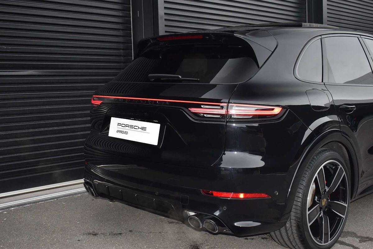 2021 Porsche Cayenne GTS 9YA