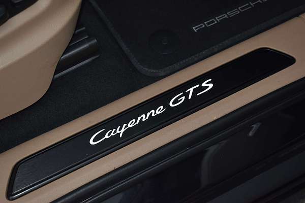 2021 Porsche Cayenne GTS 9YA