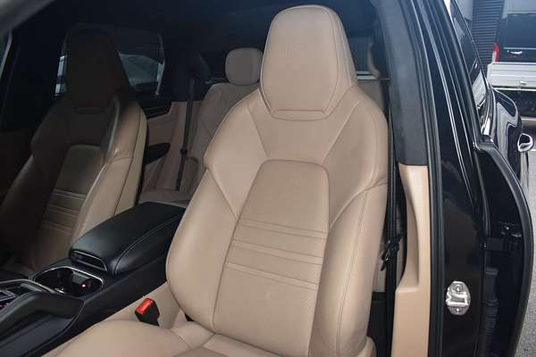 2021 Porsche Cayenne GTS 9YA