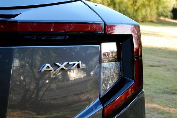 2025 Mahindra XUV 3XO AX7L