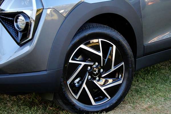 2025 Mahindra XUV 3XO AX7L